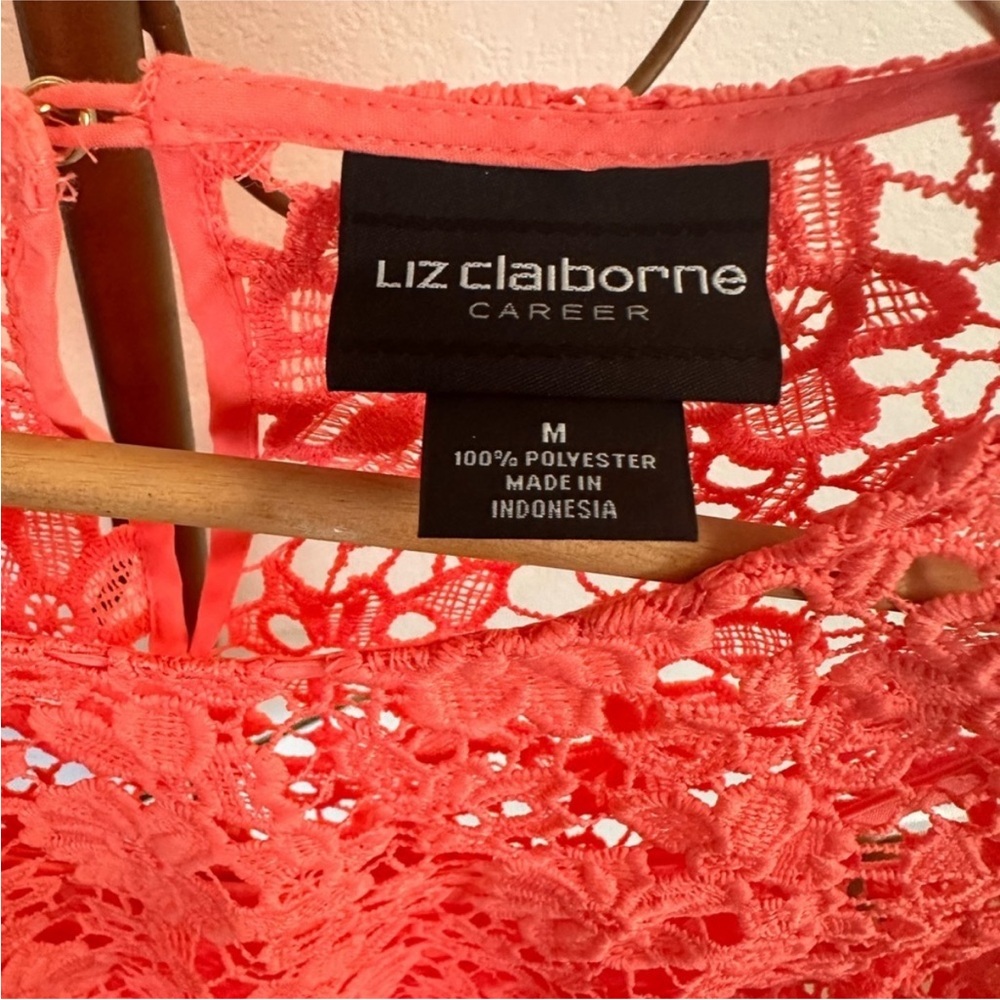 EUC Liz Claiborne Career Coral Lace Top Sz M - Picture 2 of 3
